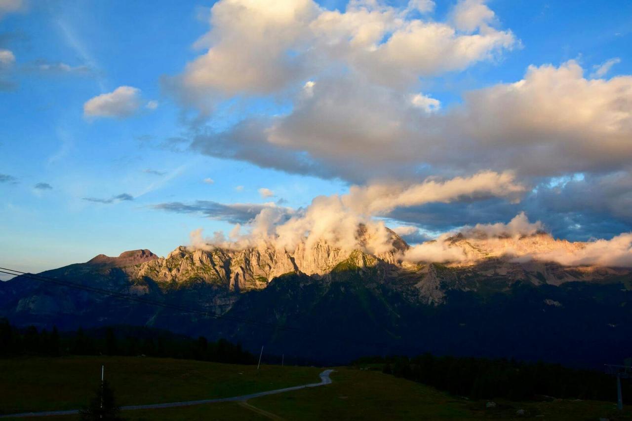 Rifugio Viviani Pradalago Madonna Exteriér fotografie